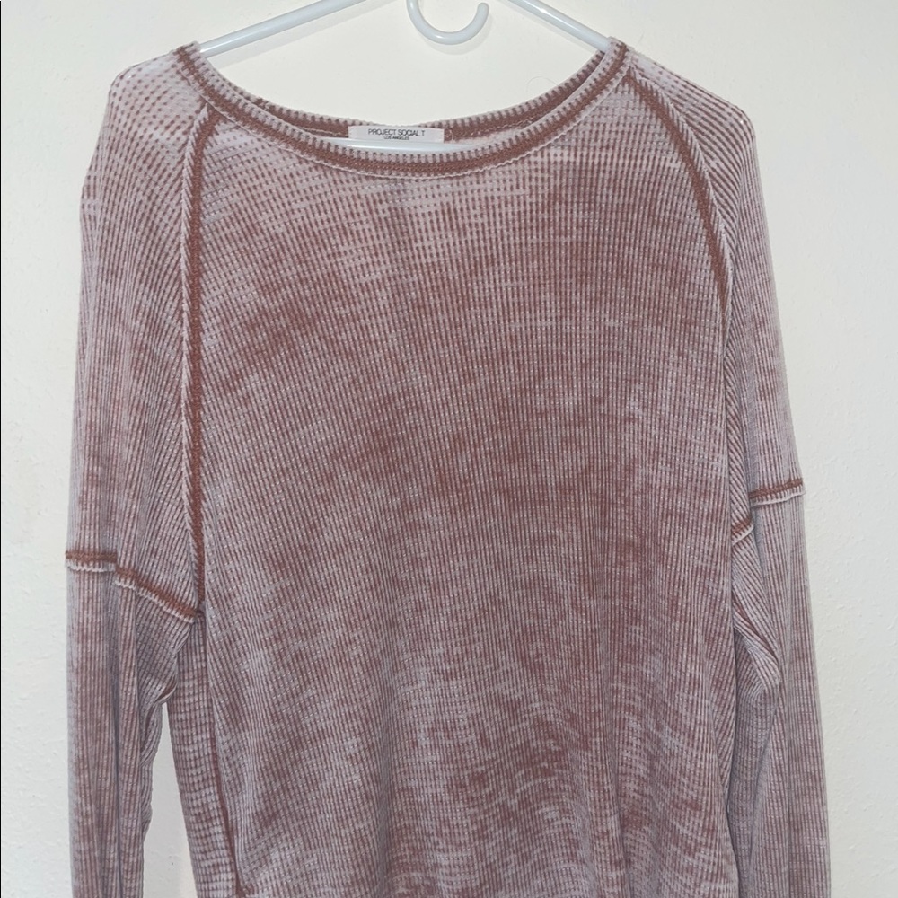 size xs- light weight long sleeve. brownish/orange